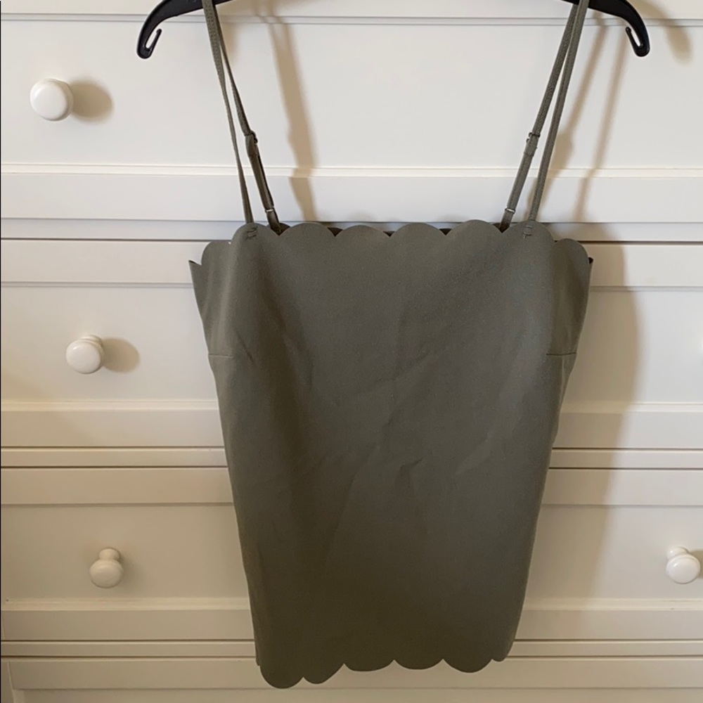 Banana Republic Scolloped Camisole